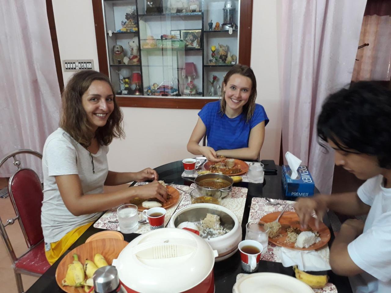 Valiyathayil Home Stay Kochi エクステリア 写真